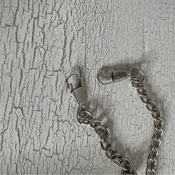 Aqua Silver Clutch w/Removable Crossbody Strap - Picture 8 of 10